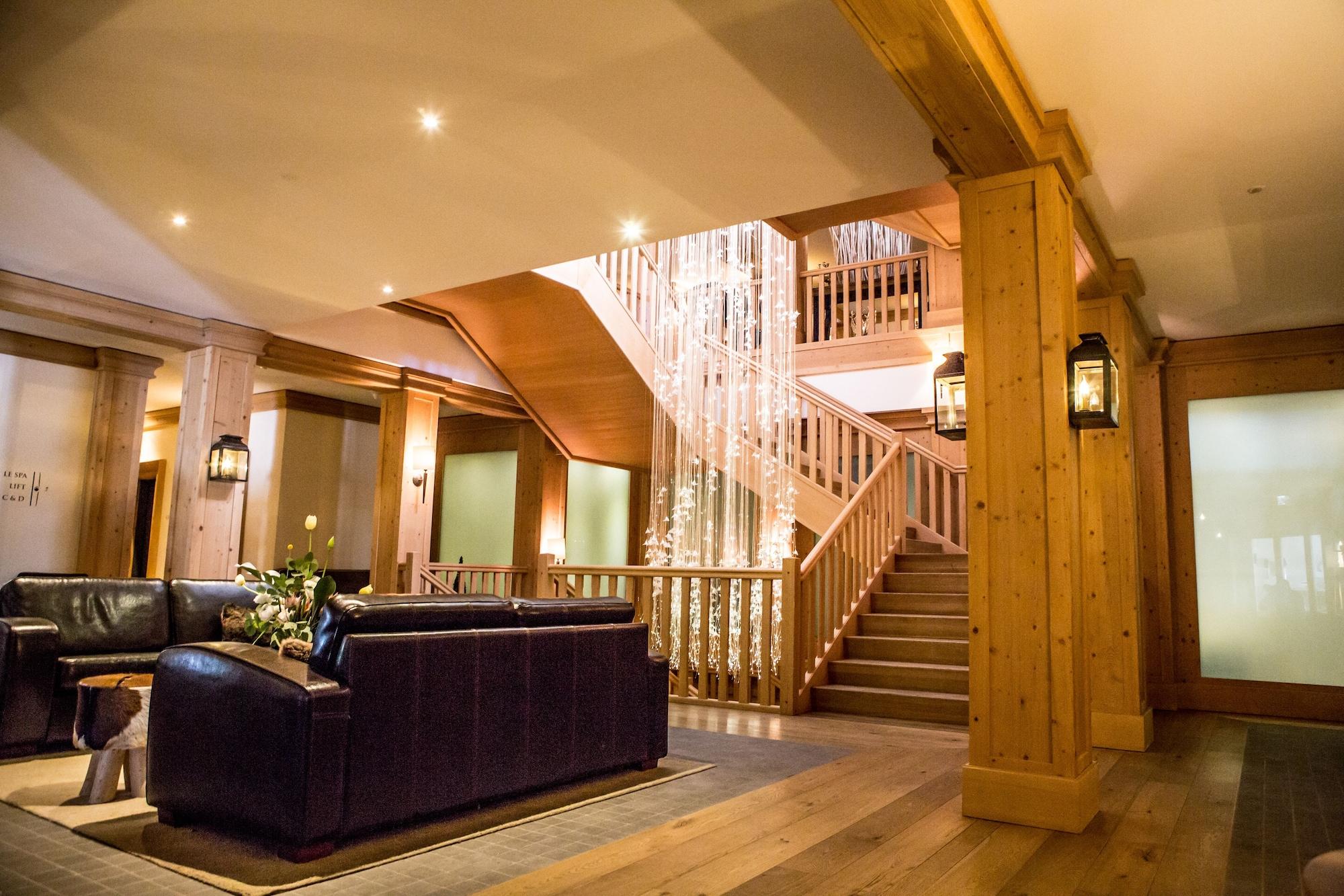 Chalet Royalp Hotel & Spa Віляр-на-Олоні Екстер'єр фото