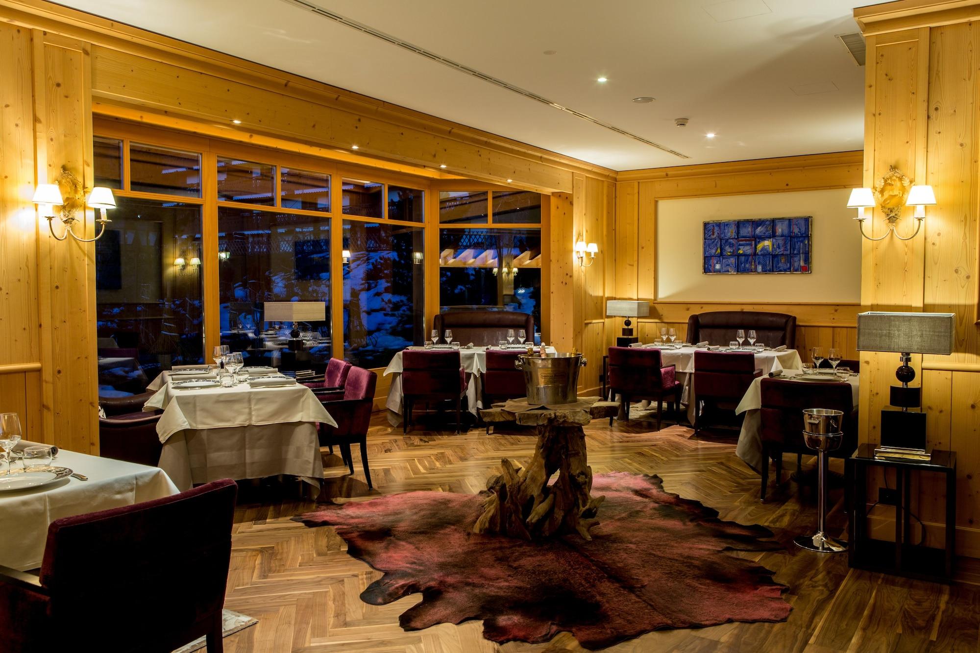 Chalet Royalp Hotel & Spa Віляр-на-Олоні Екстер'єр фото