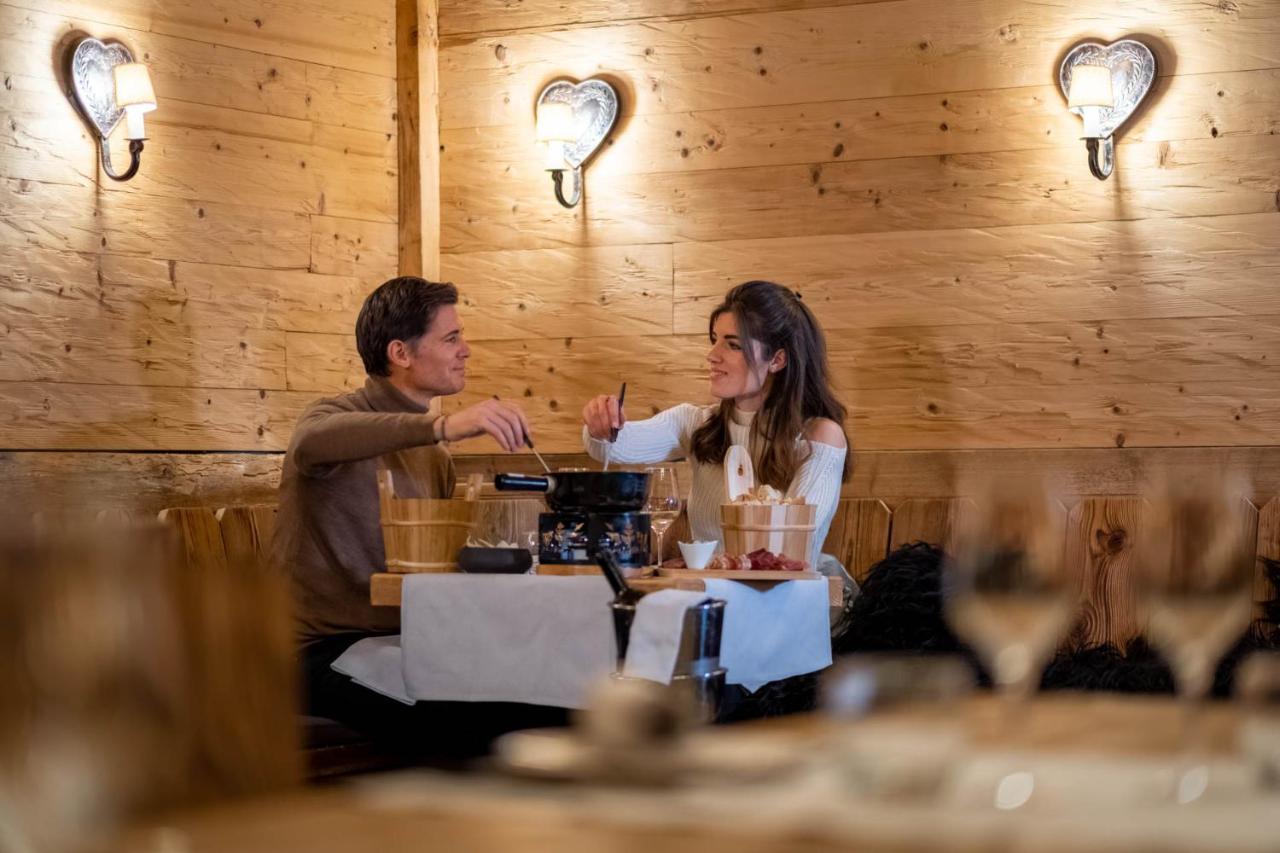Chalet Royalp Hotel & Spa Віляр-на-Олоні Екстер'єр фото