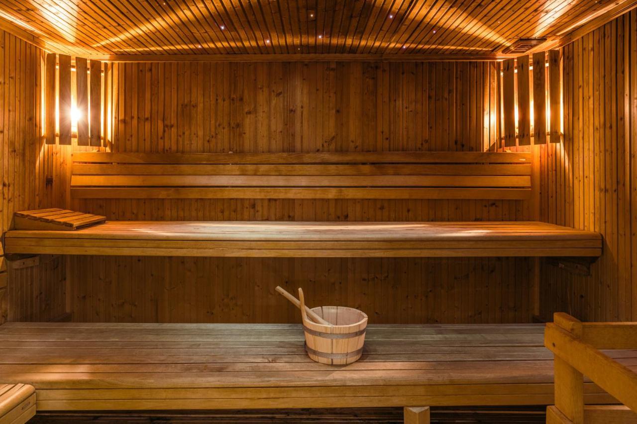 Chalet Royalp Hotel & Spa Віляр-на-Олоні Екстер'єр фото